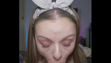 Cute 18yo Stepsis Started Sucking My Cock & Made Me Cum Inside Her Mouth After Our Parents Left Home thumbnail