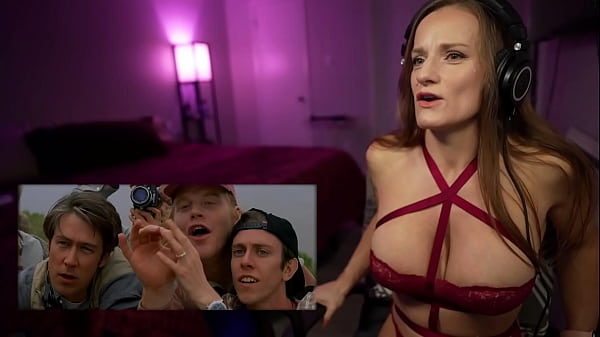 Play MP4 - Jillian Weathers Reacts&colon; First Time Watching "TWISTER" &lpar;the original&rpar;