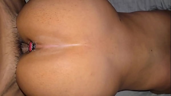 Play MP4 - Cogeme pronto&comma; porque mi hijo va a llegar del colegio&comma; madre soltera dando el culo por ayuda economica&excl;&excl; Cogiendo a una Mam&aacute; soltera&excl;&excl;