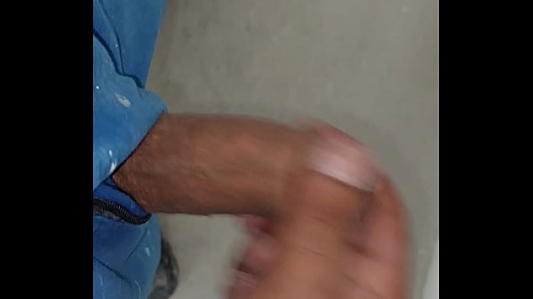 Play MP4 - masturbation and cumshot at work