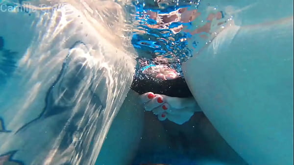 Camilla Cheyenne And Katt Have A Double Dildo In The Pool thumbnail