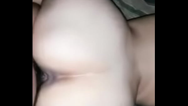 Play MP4 - Disfrutando una rica verga