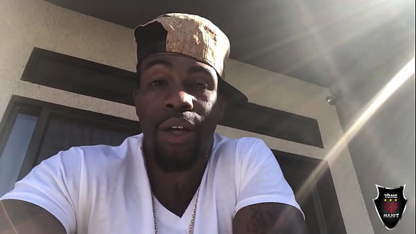 Curvy barbi welcomes new neighbor rome major with a hardcore fuck