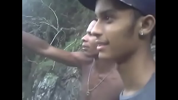 Play MP4 - Brincadeira entre amigos