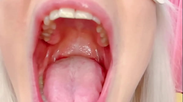 VORE: GUMMY BEARS VORE MIA MIMI