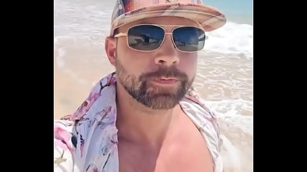 Nonton Last Stroll On The Beach And Now Time To Go Home ?i'm Looking To Get Some Colabs Booked In Over The Summer.gay, Strai... thumbnail