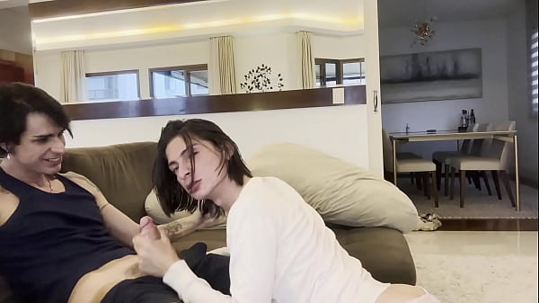 Deixou O Cuzinho Bem Aberto thumbnail