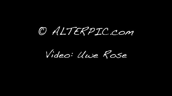 Nonton Latex Slut Plays With Xl Dildo And Vibrator To Make Herself Cum - .alterpic.com thumbnail