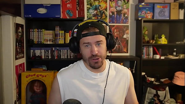 Play MP4 - How To Watch Horror Movies &vert; Sex Note &num;2