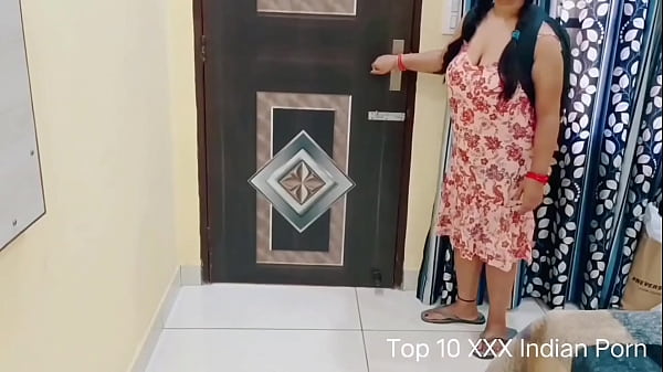 Desi Girl Doing Sex With Her Neighbour thumbnail
