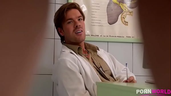 Super horny bombshell Alexa Tomas gets her asshole stretched in hardcore action GP939