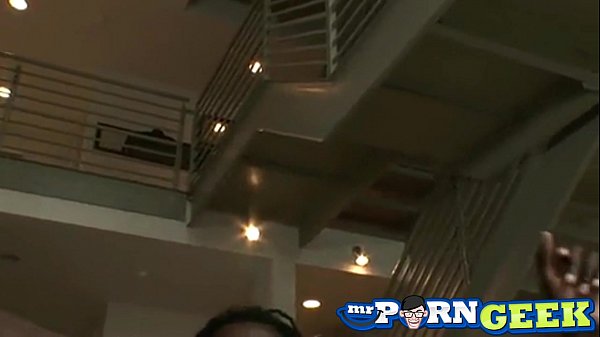 Instagram account @hottybabespics Hot_Blonde with Hazel Eyes