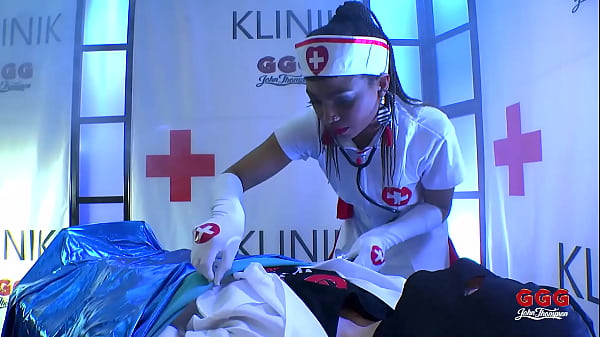 Ggg John Thompson - Mimi Sperma Krankenschwester thumbnail