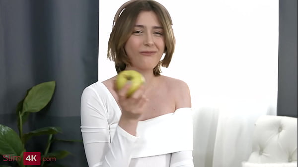 Play MP4 - Fanky Town - Tattooed babe gets her ass penetrated