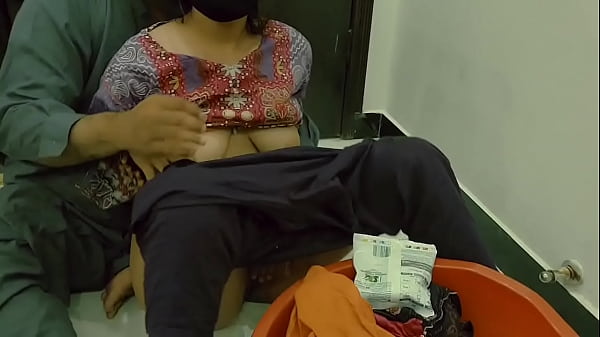 Play MP4 - Helping My Desi Stepmom Washing Clothes