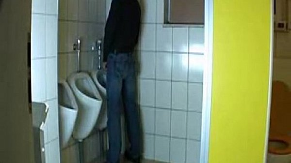 Nonton Finger Handjob thumbnail