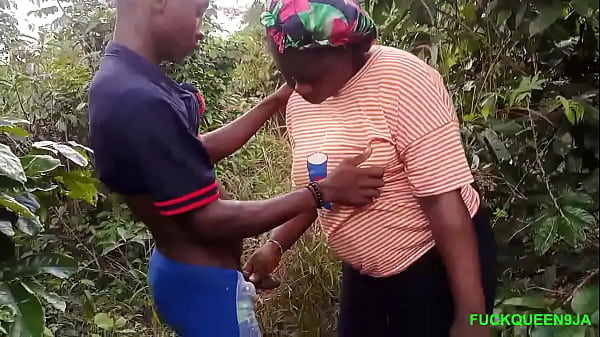 Play MP4 - I fucked my step dad girlfriend in the bush