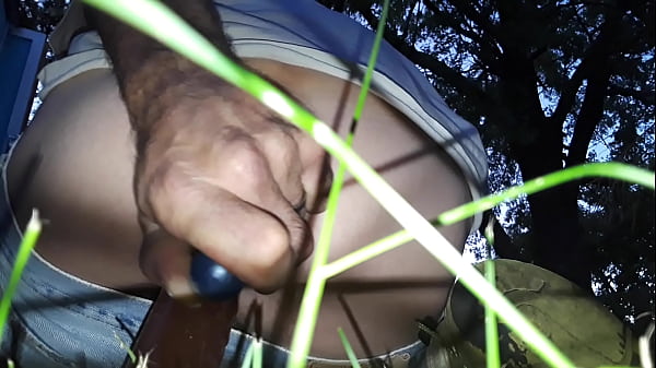 Play MP4 - Fucking sexy ass in backyard with 2 toys