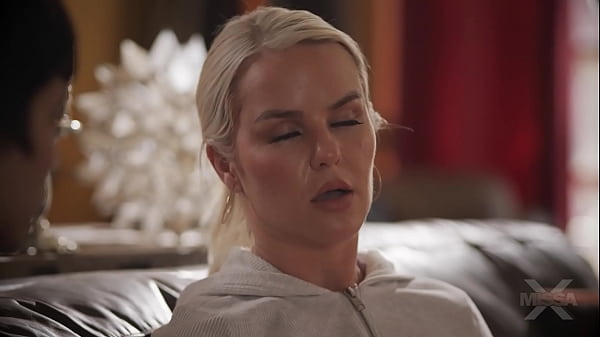 Missa horny step mom needs a date