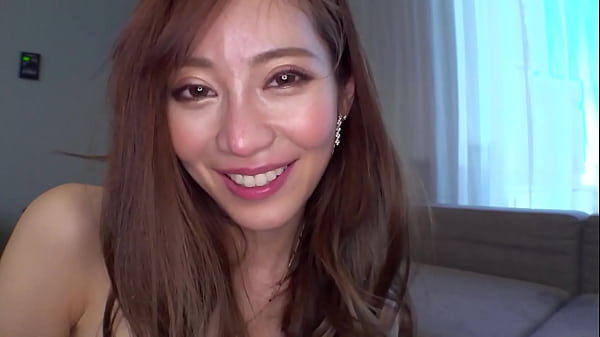 パート1【極スリム神秘的ボディ美女&times;快感ヤバすぎッ淫穴全開sex！！】モデルと見紛う神style！超ヤリマンがヨガを始めて更に性欲増幅！見られて興奮！？マ○コとアナル同時にご開帳！舐め好き美女のふんだん唾液フェラ！美尻わし掴み強○ピストンでイキ狂う！！隠語連発！絶叫アクメ中出し顔射sex！！ thumbnail