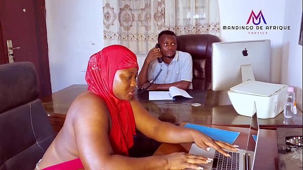 (mdx) Big Ass Colleague Reminds Me Of My Stepsister thumbnail