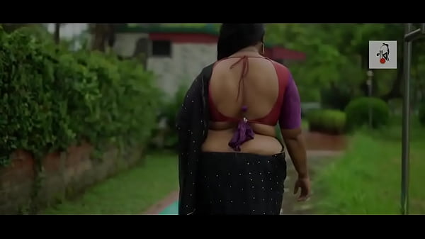 Nonton Semi Nude Modelling thumbnail