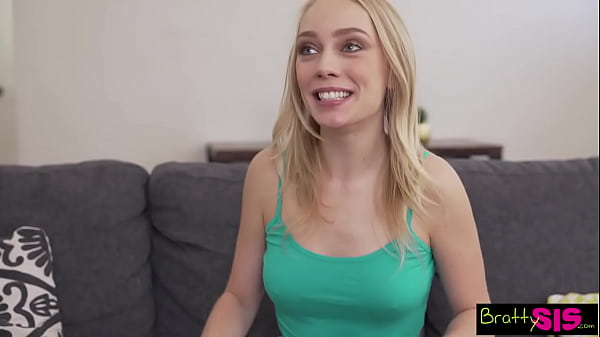 Play MP4 - Stepbrother Says "If I get hard from you I'm gonna fuck you&excl;" S23&colon;E12