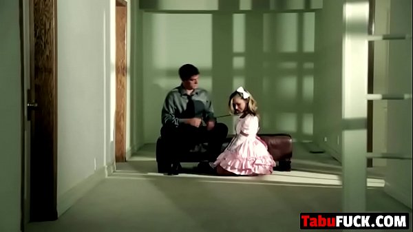 Play MP4 - Hot slut in a dress gets her pussy fuckedocenceofyouth06-1920