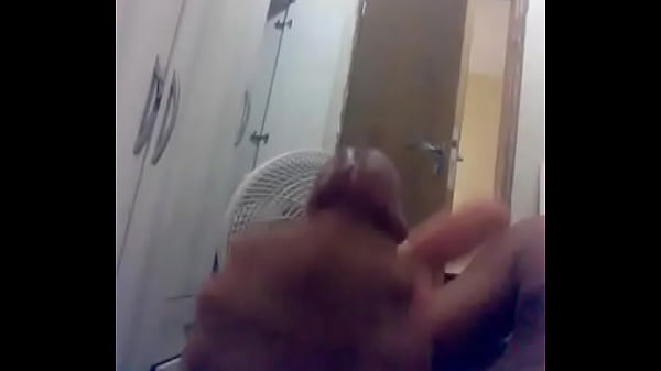novinho batendo uma