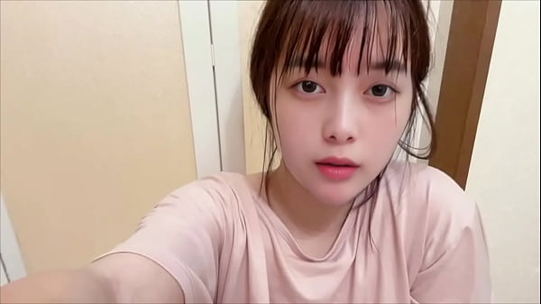 Play MP4 - 【剛毛女子大生オナニー】お母さんが寝てお風呂入る時に臭い身体のままおまんこ触ってオナニーしました。