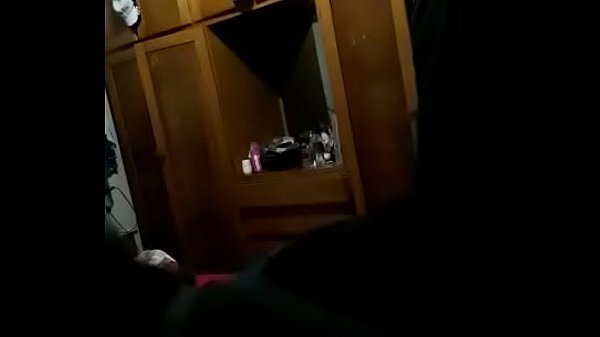 Tia pelada depois do banho 