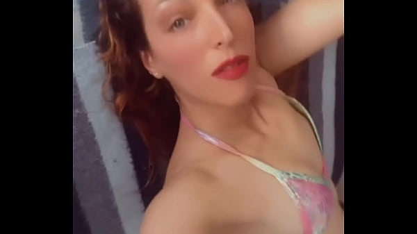 Pool day my eye is fucked up but i am still hot i guess i can start booking again from next week ️