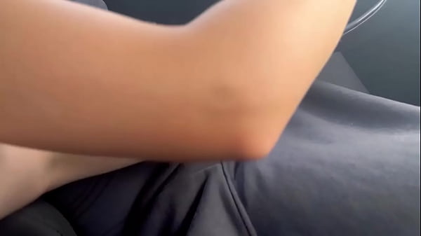 Play MP4 - Le doy dedo a la conductora del Uber en una v&iacute;a transitada