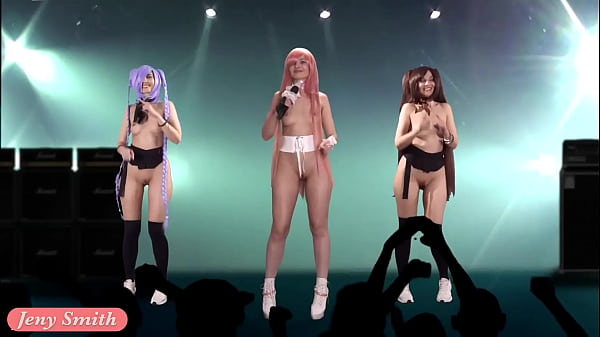 Naked_Singer on stage. Virtual Reality