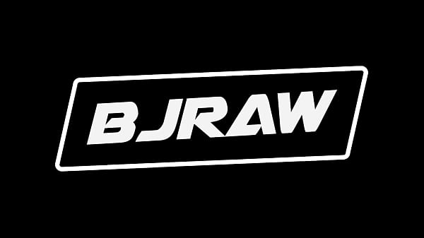 Nonton Bjraw Remi Raw Wraps Her Lips Around A Big Dick thumbnail