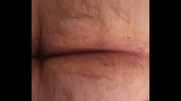 Nude Martin Lavallé_e shows his ass!