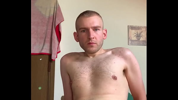 Play MP4 - Guy wank his cock and final time he cumshot