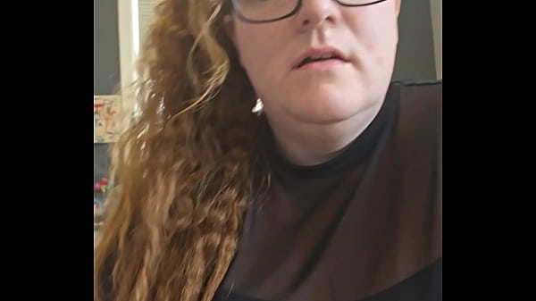 Play MP4 - Bbw redhead secretary curlyyred masturbates in cubicle