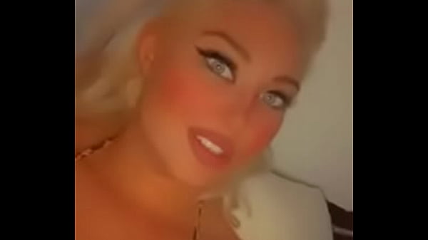 Nonton Smiling thumbnail