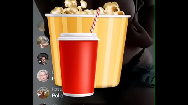 Muestra_los pechos en Badoo