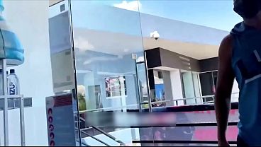 Agarrando Culito En El Gimnasio thumbnail