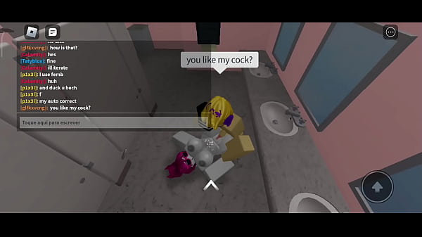 Brasileirinha levando cacete no roblox