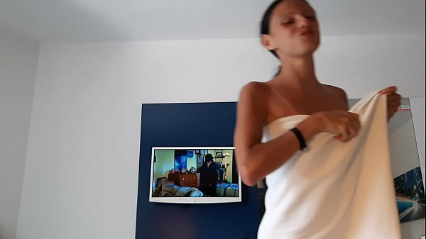 My_girlfriend prevented me_from watching the program because she wanted to_make me_cunnilingus Lesbian Illusion Girls