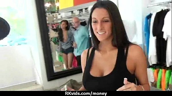 Amateur letsthe pussy talk_9