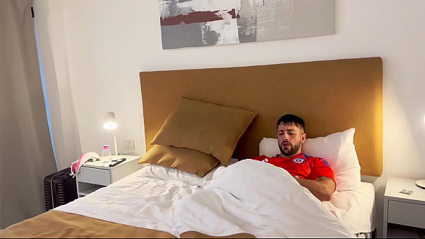 Nonton A Esta Rubia Le Encanta El Blowjob thumbnail