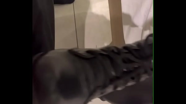 Nonton Ballbusting Pov Boots thumbnail