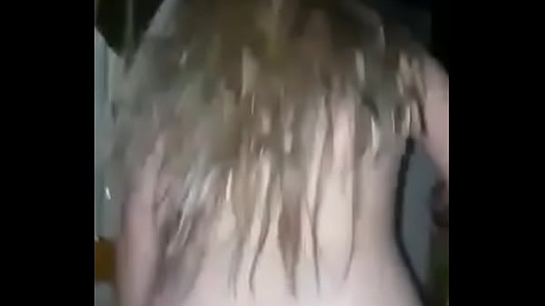 Le encanta recibir nalgadas 