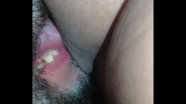 Chupando abuceta_da amiga