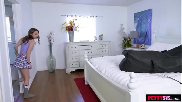 Best moments of small girls getting penetrated by a big dick on pettysis