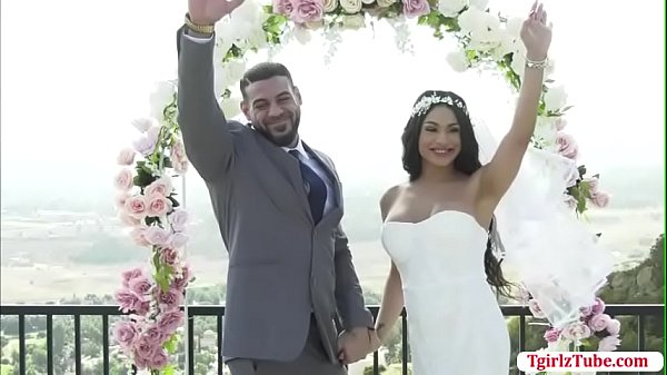 TS Eva enjoys getting anal from behind